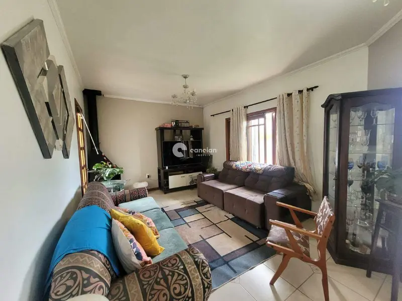 Casa à venda no Tomazetti: 