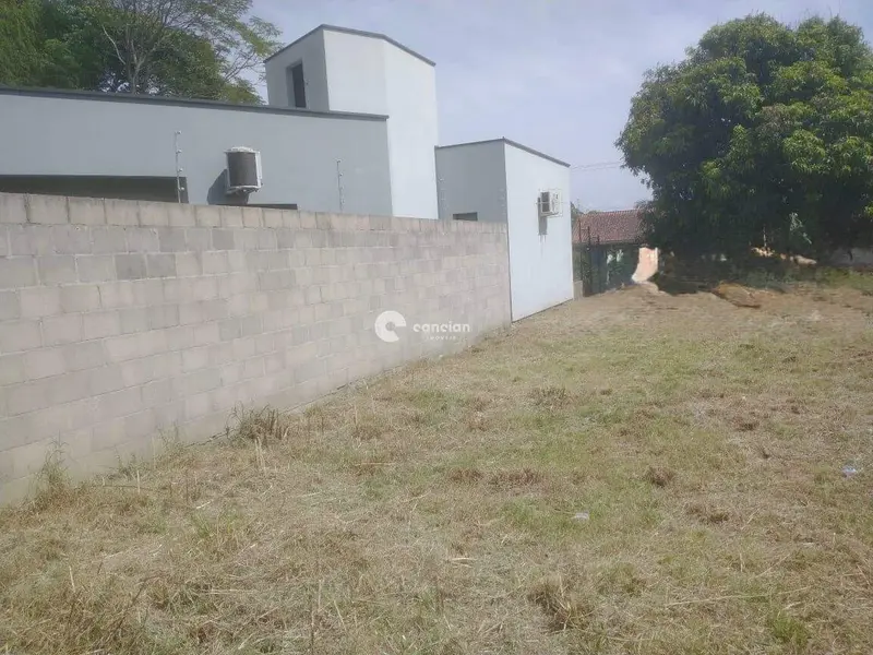 Terreno à venda no Lorenzi: 