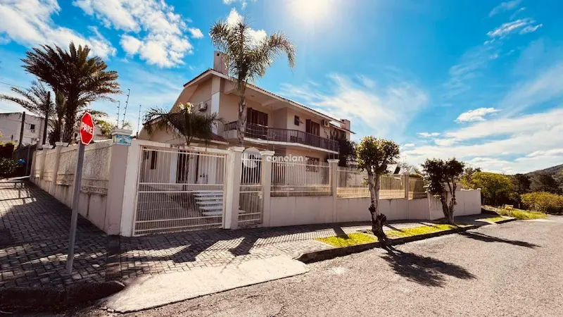 Casa à venda no São José: 