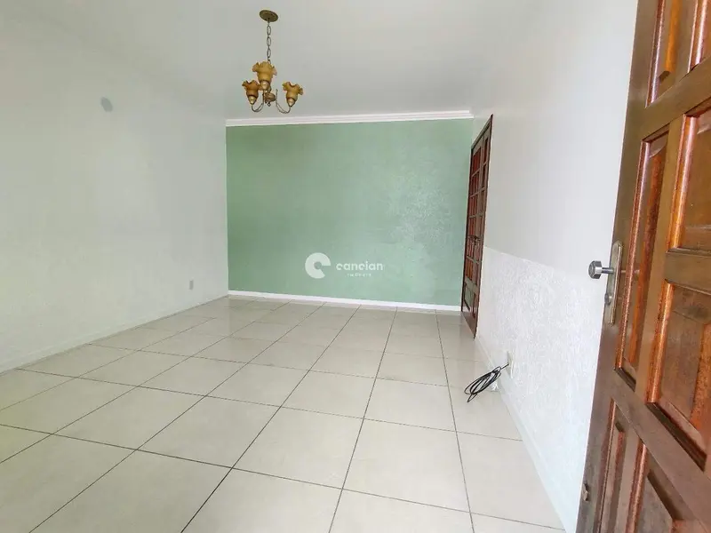 Casa à venda no Camobi: Sala de estar 