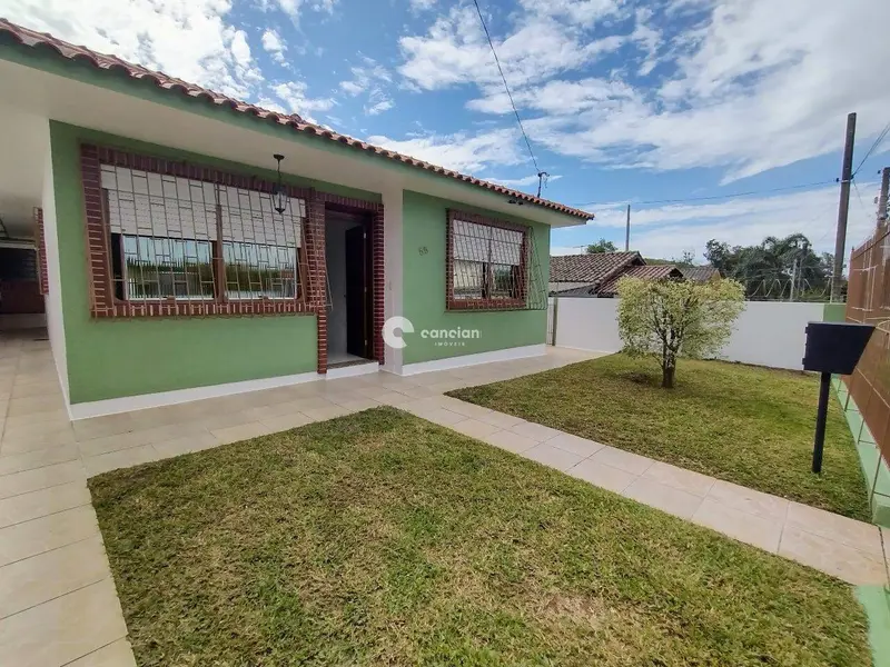 Casa à venda no Camobi: Fachada
