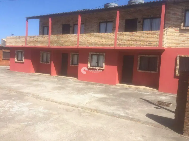Sobrado à venda no Cassino: