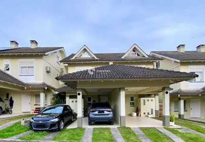 Casa de Condomínio à venda no São José: 