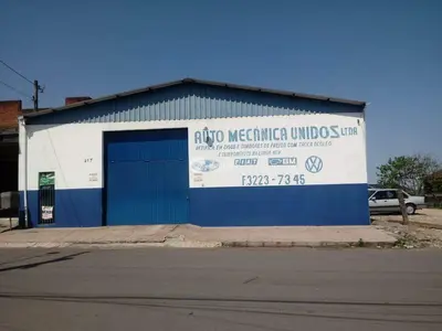 Pavilhão à venda no Uglione: 