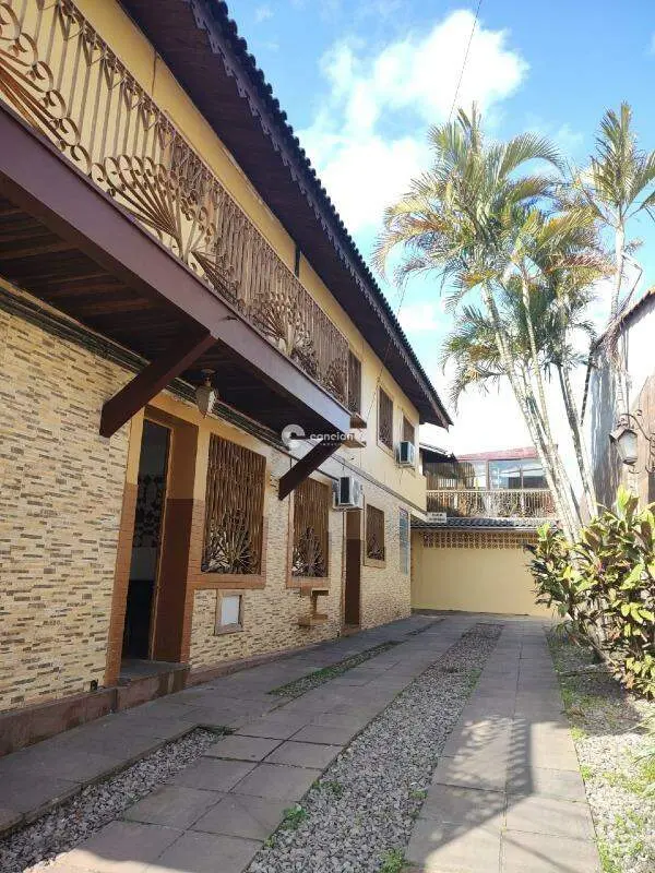 Casa Comercial à venda no Centro: 