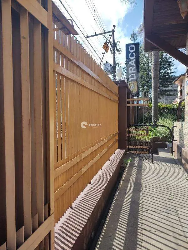 Casa Comercial à venda no Centro: 