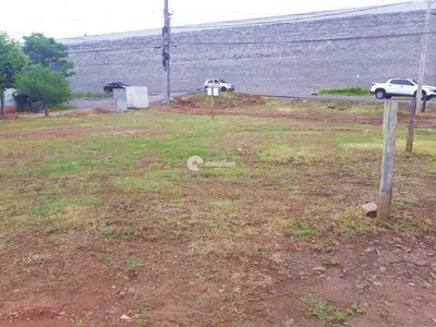 Terreno à venda no Km 3: 