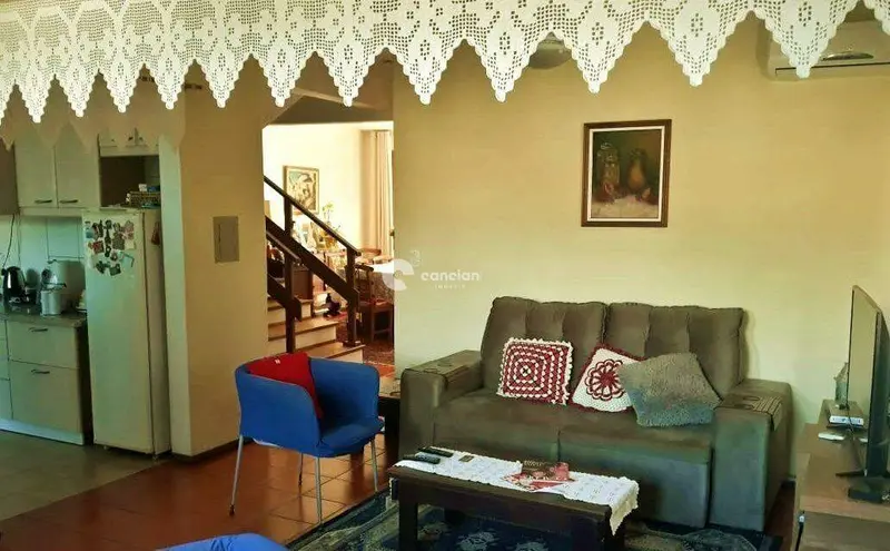Casa à venda no Camobi: