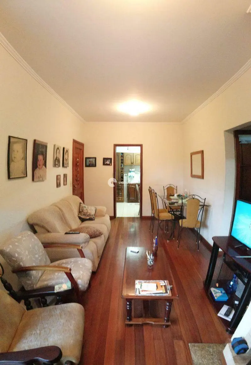 Apartamento à venda no Menino Jesus: 