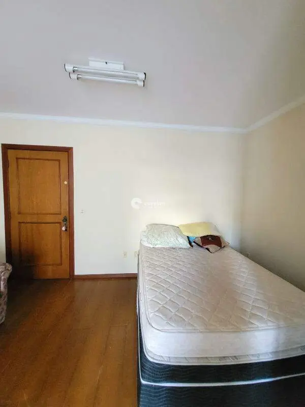 Kitnet para aluguel no Centro: 