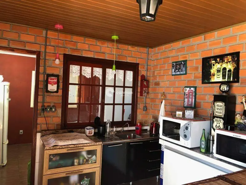 Casa à venda no Camobi: 