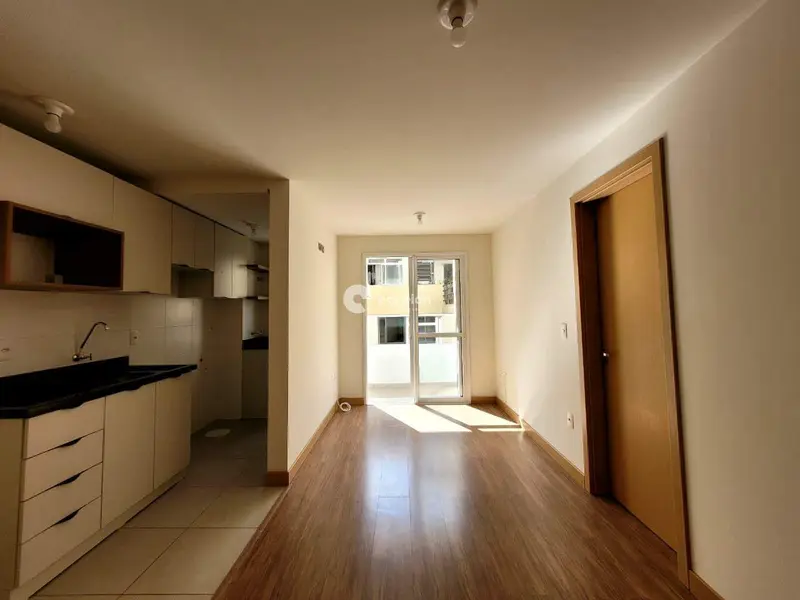 Apartamento para aluguel no Centro: 
