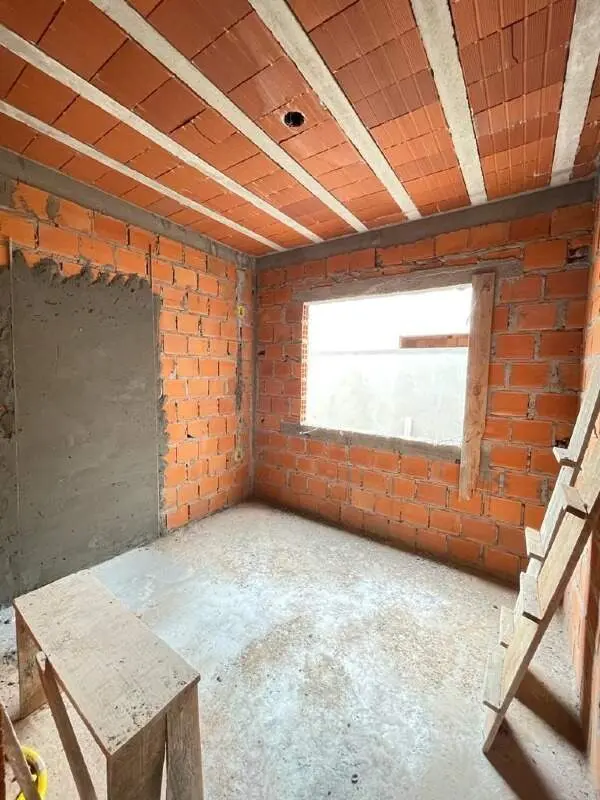 Casa à venda no Tomazetti: 