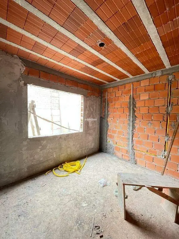 Casa à venda no Tomazetti: 