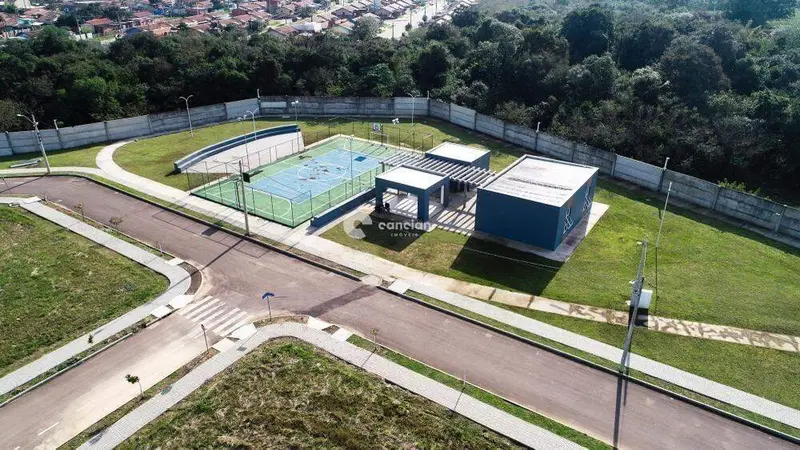 Terreno à venda no Camobi: 