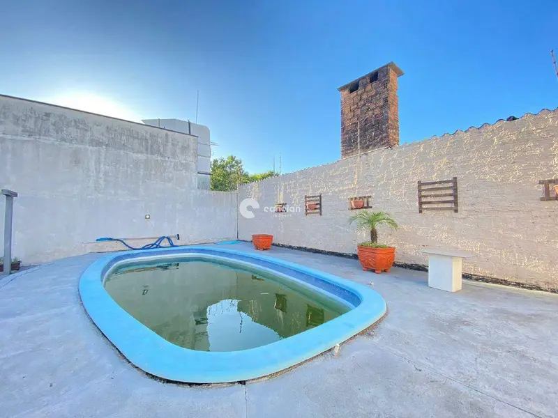 Casa à venda no Patronato: 