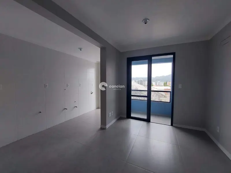 Apartamento à venda no Camobi: 