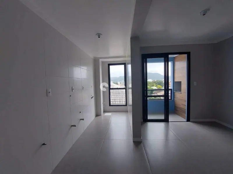 Apartamento à venda no Camobi: 