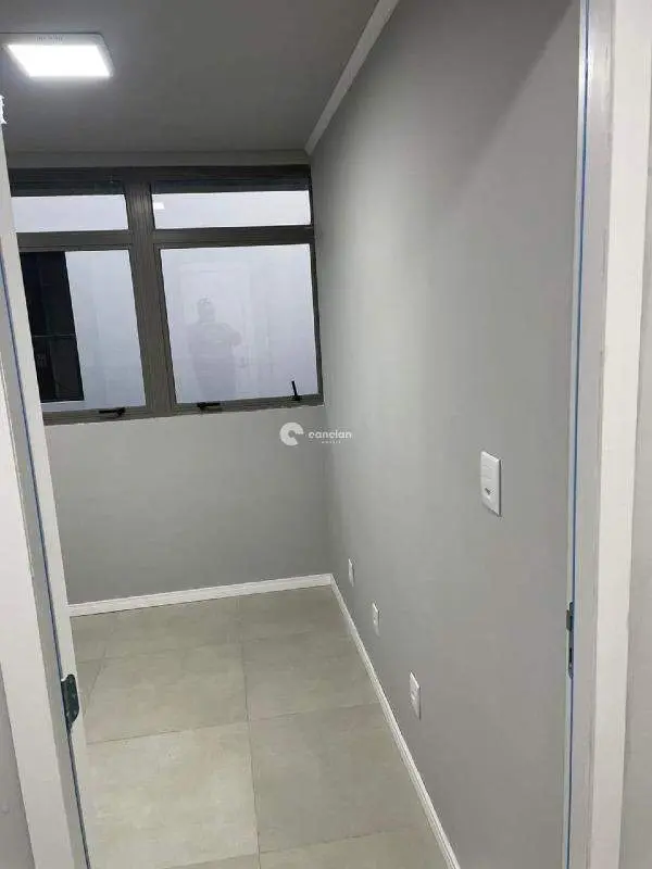Sala Comercial para aluguel no Centro: 