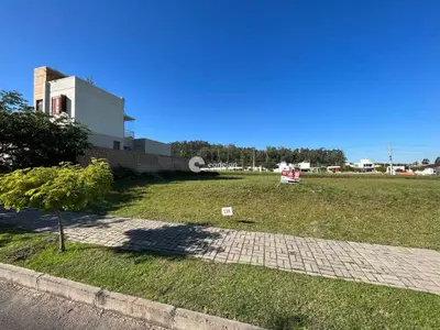 Terreno em condomínio à venda no Camobi: Foto frente