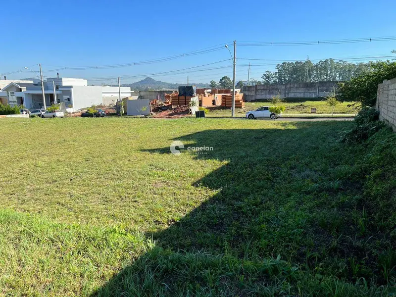 Terreno em condomínio à venda no Camobi: Fotos fundo