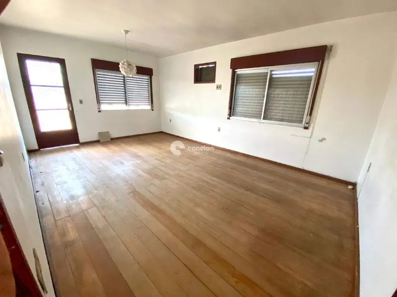 Casa à venda no Uglione: 