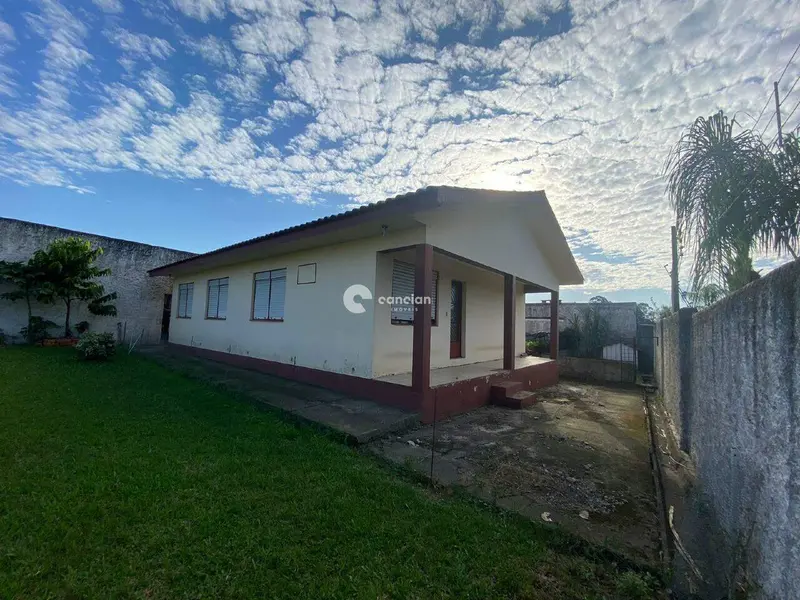 Casa à venda no Uglione: 