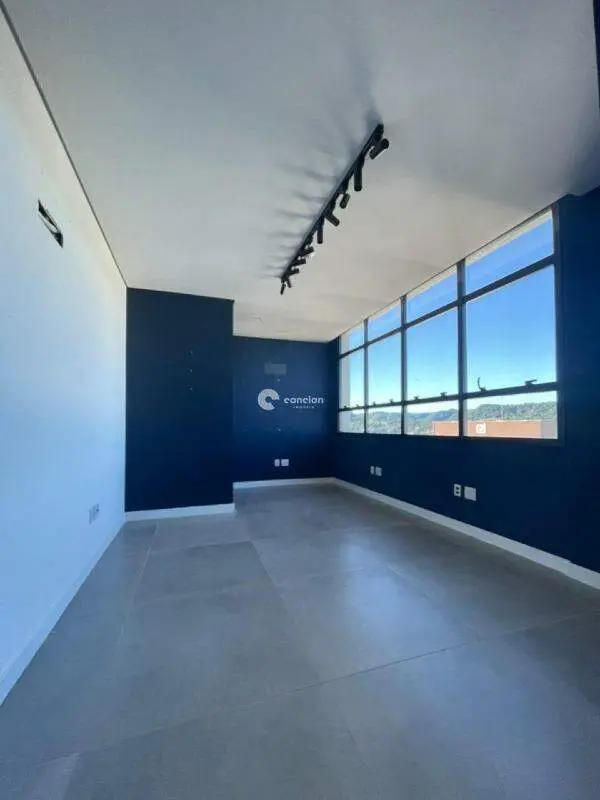 Sala Comercial para aluguel no Centro: 