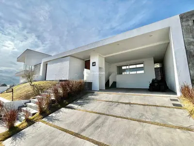 Casa de Condomínio à venda no São José: 
