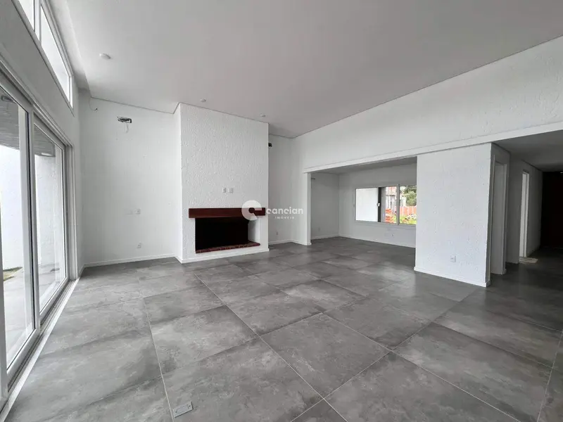 Casa de Condomínio à venda no São José: 