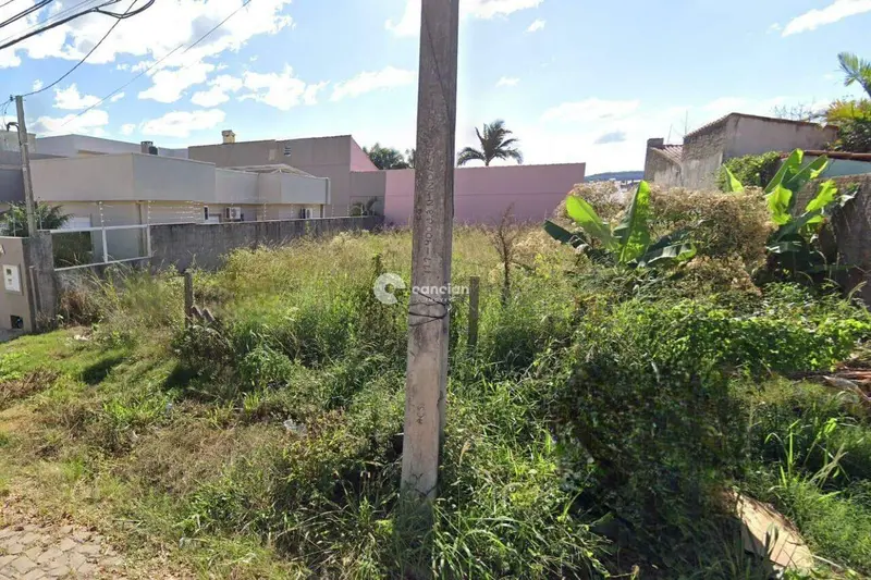 Terreno à venda no Camobi: 