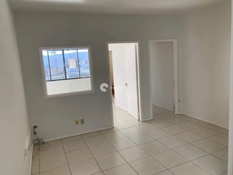 Sala Comercial à venda no Centro: