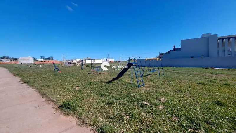 Terreno à venda no Pinheiro Machado: 