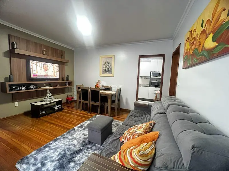 Apartamento à venda no Menino Jesus:
