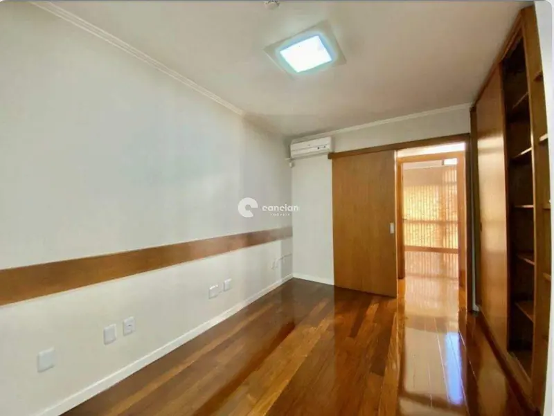 Sala Comercial à venda no Centro: 