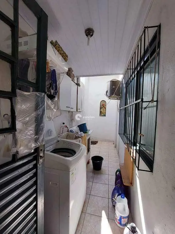 Casa à venda no Tancredo Neves: 