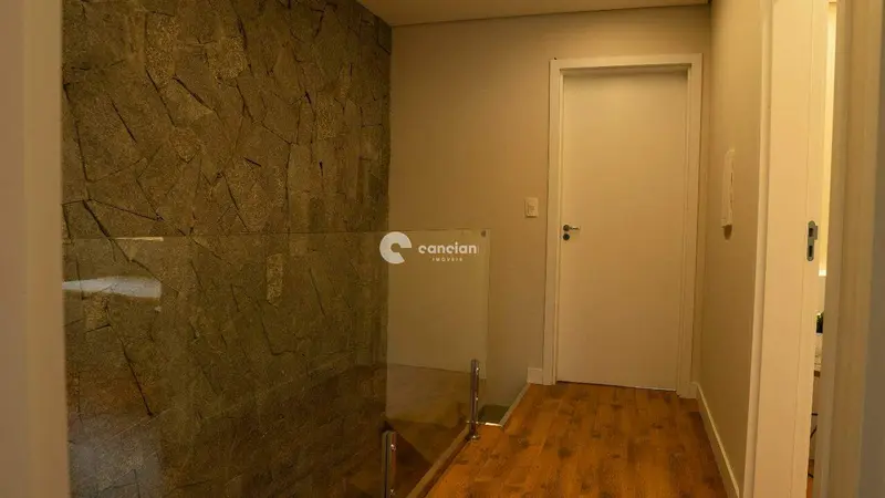 Casa de Condomínio à venda no Camobi: 
