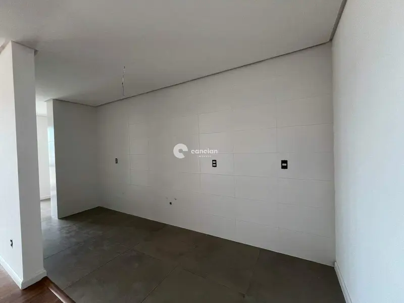 Apartamento à venda no Camobi: 