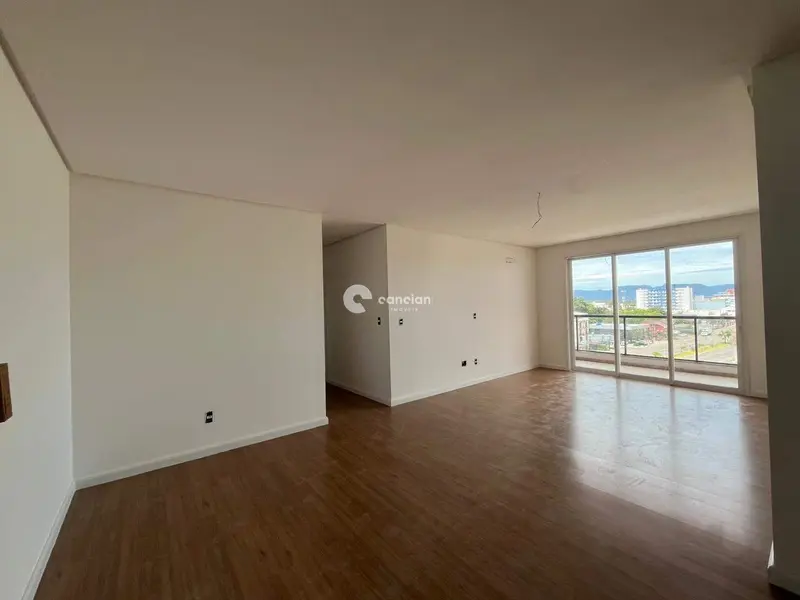 Apartamento à venda no Camobi: 