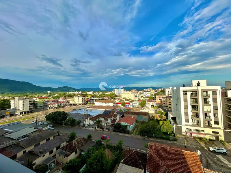 Apartamento à venda no Camobi: 