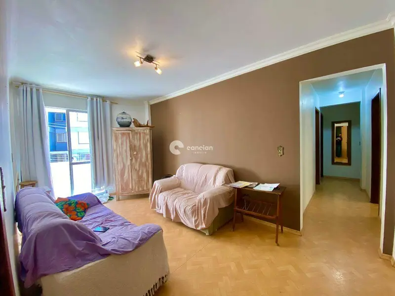 Apartamento à venda no Menino Jesus: 