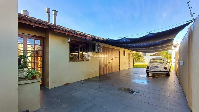 Casa à venda no Juscelino Kubitschek: 