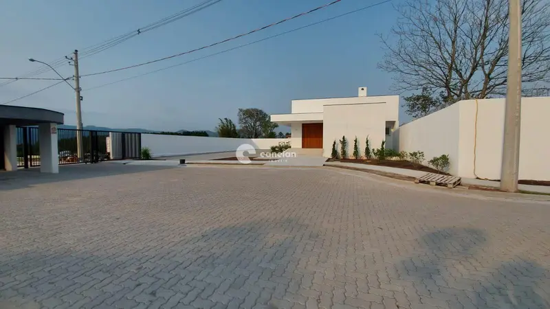 Terreno em condomínio à venda no São José: 