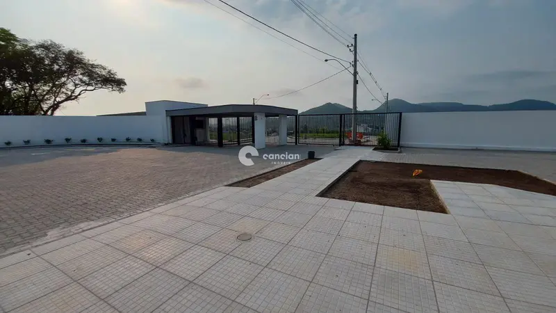 Terreno em condomínio à venda no São José: 