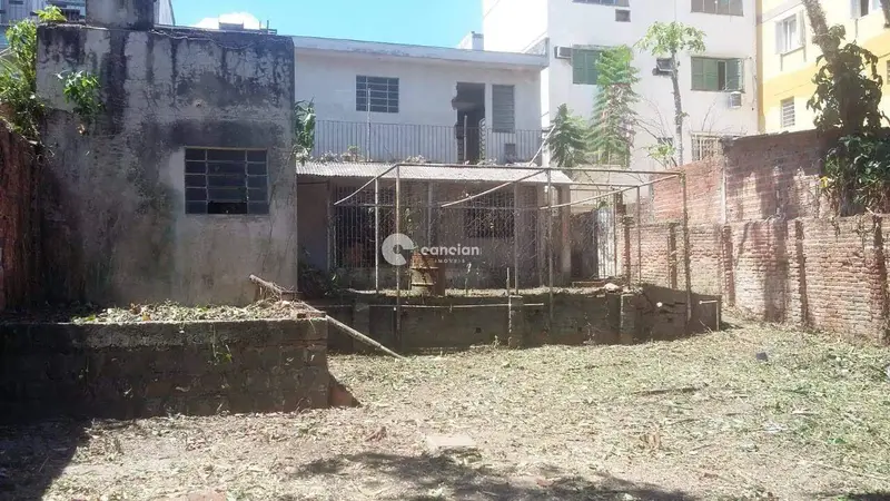 Terreno à venda no Centro: