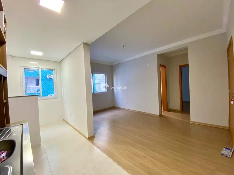 Apartamento à venda no Camobi:
