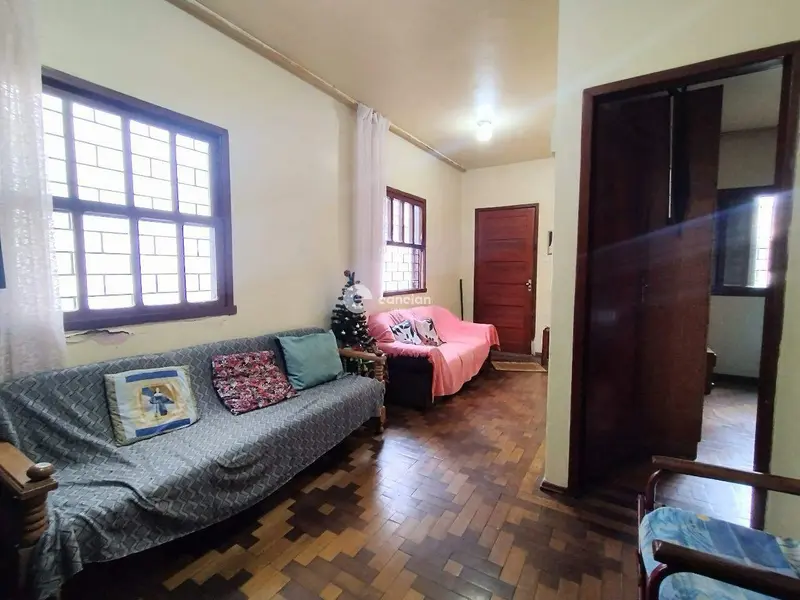 Casa à venda no Nossa Senhora Medianeira: Sala