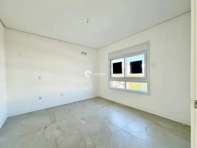 Casa de Condomínio à venda no Tomazetti: 