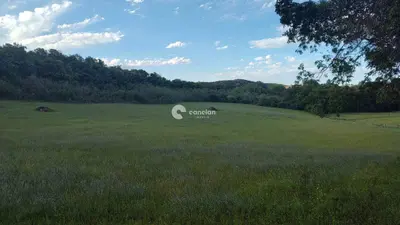 Campo à venda no Linha dos Mantuanos: 