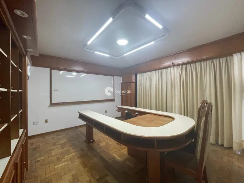 Sala Comercial à venda no Centro: 